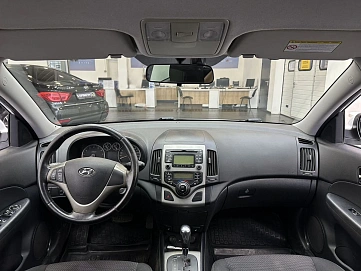 Hyundai i30, 2009г, передний привод, автомат