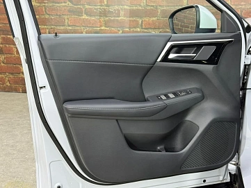 Mitsubishi Outlander, 2023г, передний привод, вариатор