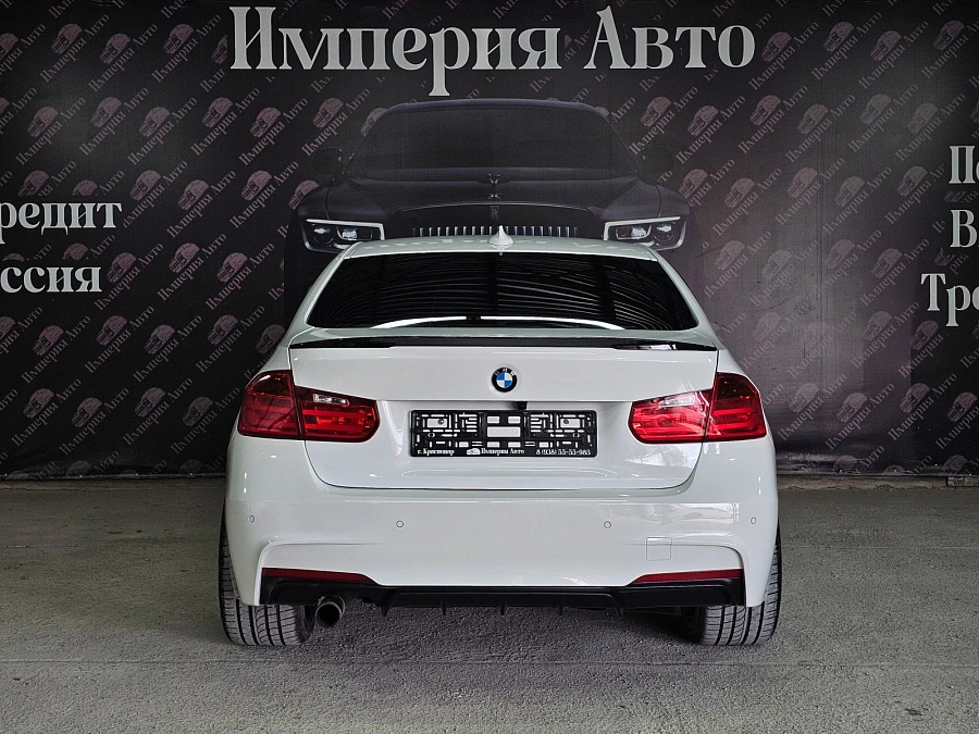 BMW 3 серии, 2012г., задний привод, автомат