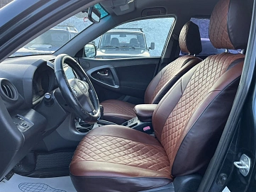 Toyota RAV4, 2011г, полный привод, автомат
