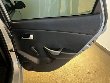 Kia Rio, 2014г, передний привод, механика