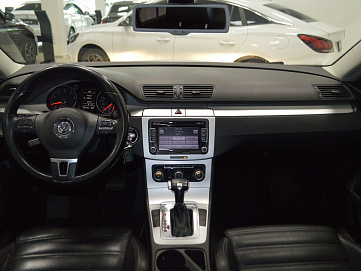 Volkswagen Passat CC, 2010г, передний привод, робот