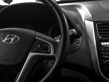 Hyundai Solaris, 2011г, передний привод, механика