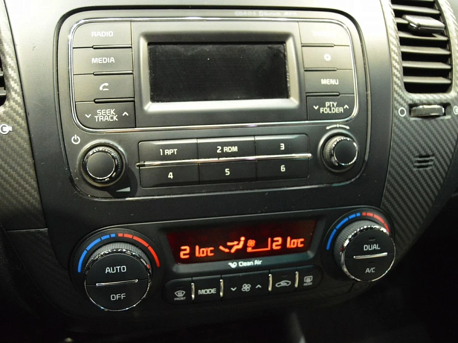 Kia Cerato, 2013г., передний привод, автомат