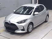 Toyota Yaris, 2022г., передний привод, вариатор