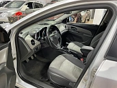 Chevrolet Cruze, 2010г., передний привод, механика