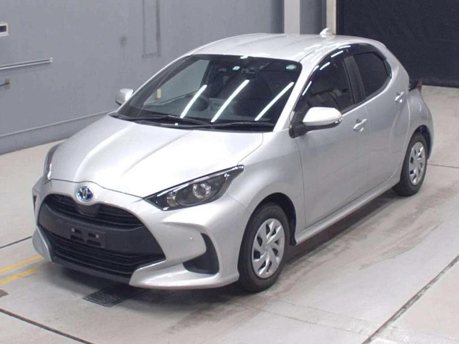 Toyota Yaris, 2022г., передний привод, вариатор