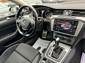 Volkswagen Passat, 2019г., полный привод, робот
