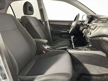 Mitsubishi Lancer, 2006г, передний привод, механика