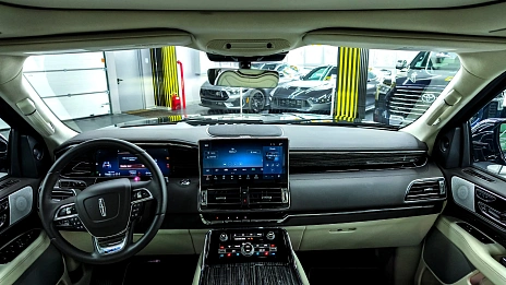 Lincoln Navigator, 2024г, полный привод, автомат