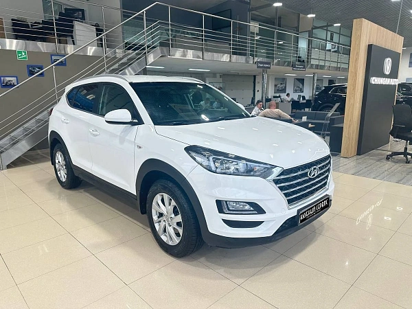 Hyundai Tucson, 2020г., передний привод, автомат