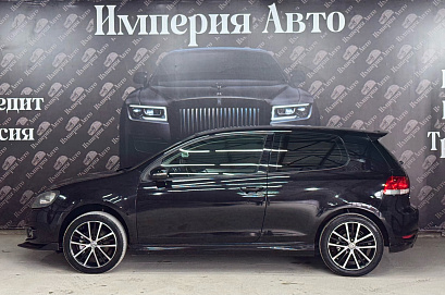 Volkswagen Golf, 2010г, передний привод, робот