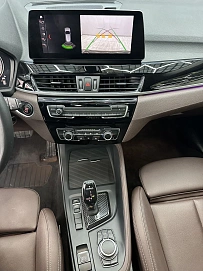 BMW X1, 2022г, передний привод, робот