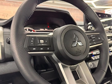 Mitsubishi L200, 2024г, полный привод, автомат