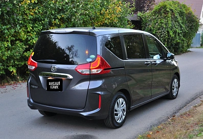 Honda Freed, 2019г, передний привод, вариатор