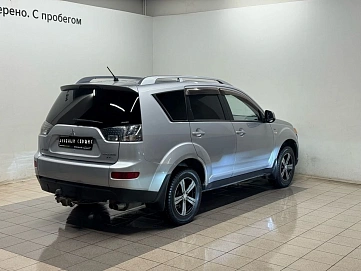 Mitsubishi Outlander, 2008г, полный привод, автомат