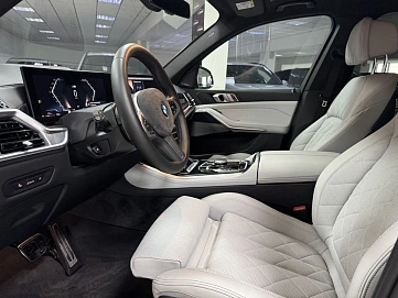BMW X5, 2023г, полный привод, автомат