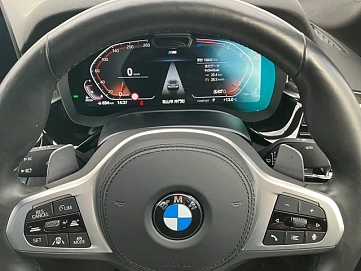 BMW 5 серии, 2022г, полный привод, автомат