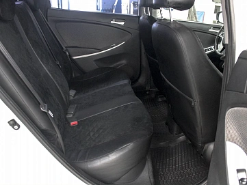Hyundai Solaris, 2013г, передний привод, автомат