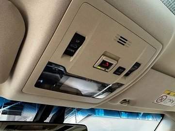 Lexus ES, 2017г, передний привод, автомат