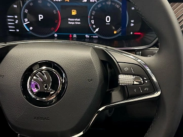 Skoda Kodiaq, 2023г, полный привод, робот