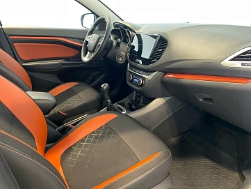 Lada (ВАЗ) Vesta, 2019г, передний привод, механика