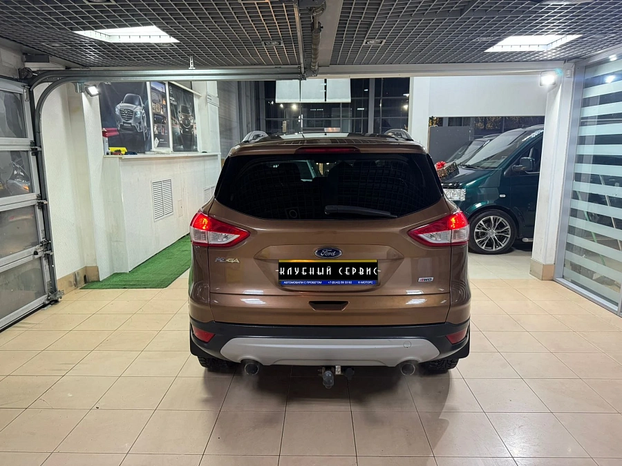 Ford Kuga, 2013г., полный привод, автомат