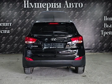 Hyundai ix35, 2012г., передний привод, автомат