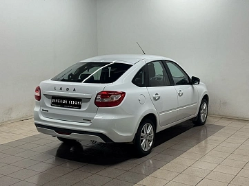Lada (ВАЗ) Granta, 2023г, передний привод, механика