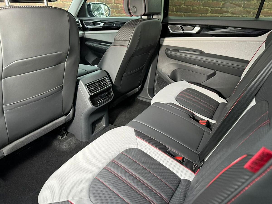 Volkswagen , 2025г., полный привод, робот