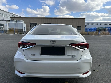 Toyota Corolla, 2022г, передний привод, вариатор