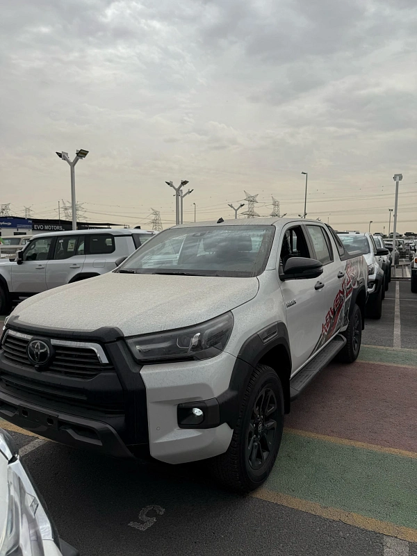 Toyota Hilux, 2024г., полный привод, автомат