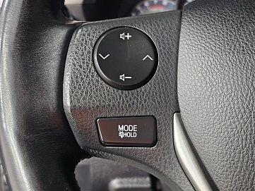 Toyota Corolla, 2014г, передний привод, вариатор