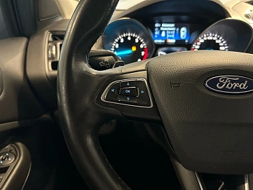 Ford Kuga, 2018г, передний привод, автомат