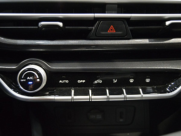 Changan Eado Plus, 2023г, передний привод, робот