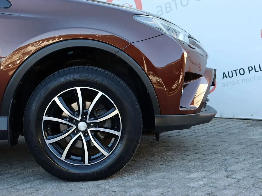 Toyota RAV4, 2017г., полный привод, вариатор