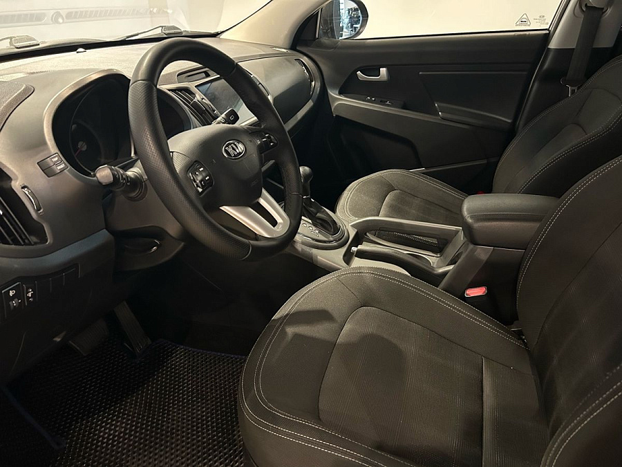 Kia , 2012г., передний привод, автомат