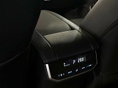 Toyota Highlander, 2022г., полный привод, автомат