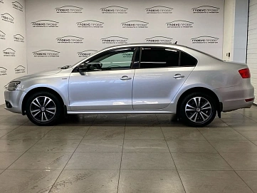 Volkswagen Jetta, 2013г, передний привод, механика