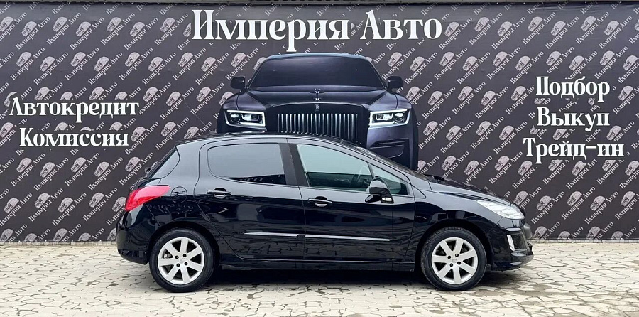 Peugeot 308, 2009г., передний привод, автомат