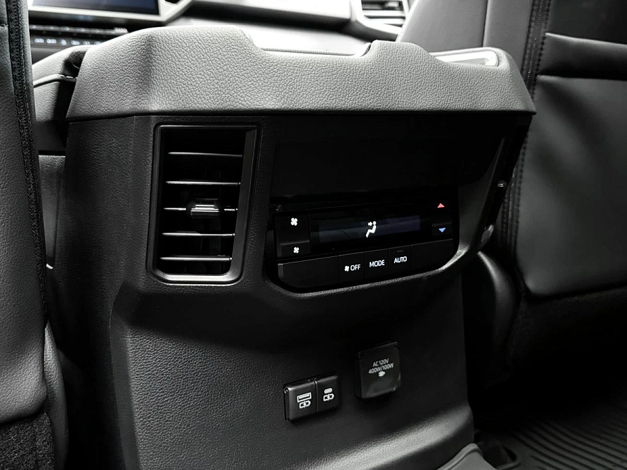 Toyota Sequoia, 2025г., полный привод, автомат