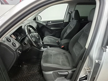 Volkswagen Tiguan, 2012г, полный привод, автомат