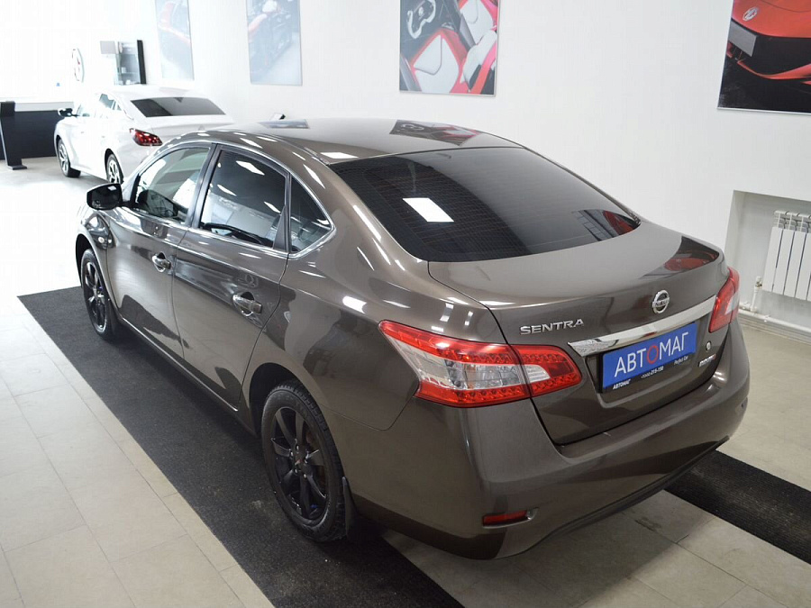 Nissan Sentra, 2016г., передний привод, механика