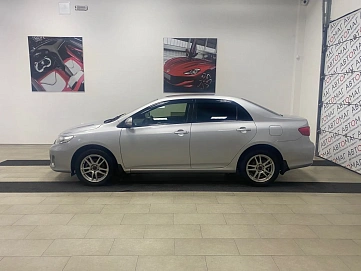 Toyota Corolla, 2013г, передний привод, механика