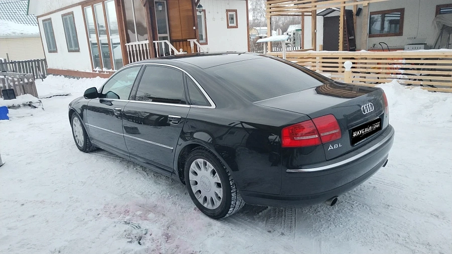 Audi A8, 2008г., передний привод, вариатор