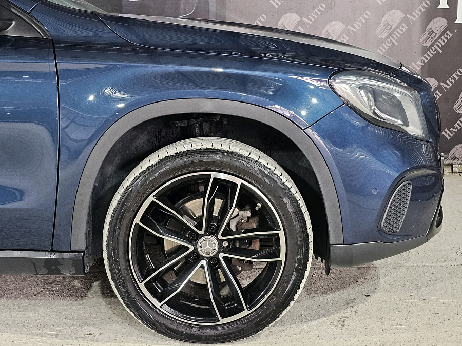 Mercedes-Benz , 2019г., передний привод, робот