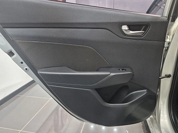 Hyundai Solaris, 2019г., передний привод, автомат