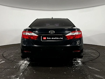 Toyota Camry, 2012г, передний привод, автомат