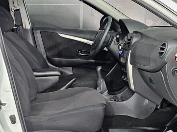 Nissan Almera, 2018г, передний привод, механика