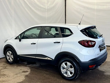 Renault Kaptur, 2019г, передний привод, вариатор